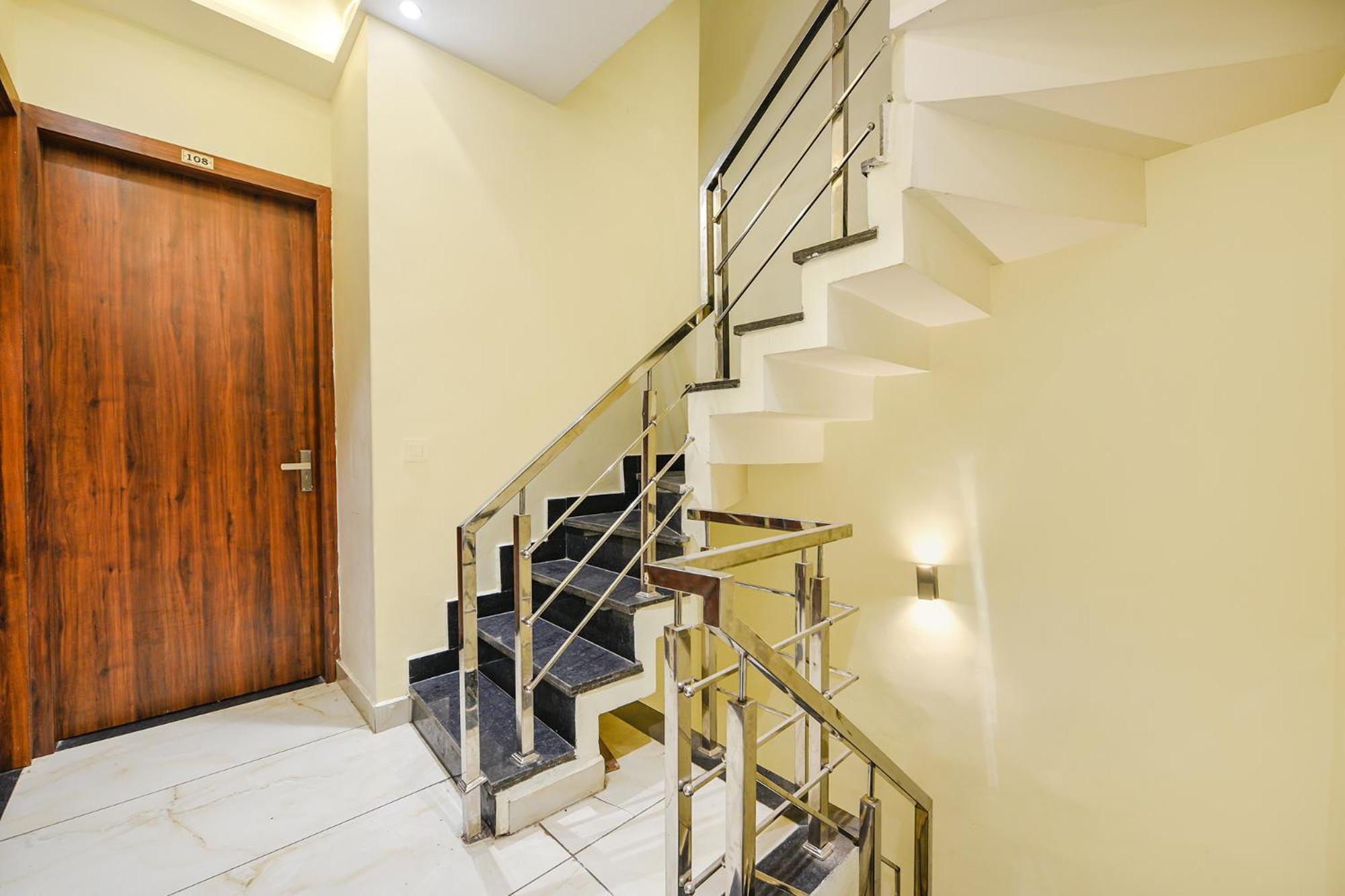 Fabhotel Dm Residency Αμριτσάρ Εξωτερικό φωτογραφία