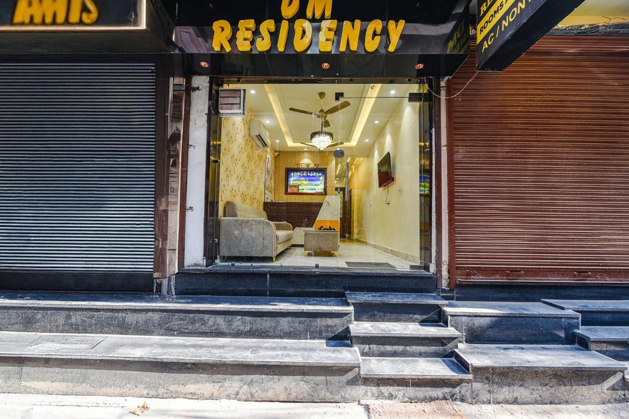 Fabhotel Dm Residency Αμριτσάρ Εξωτερικό φωτογραφία