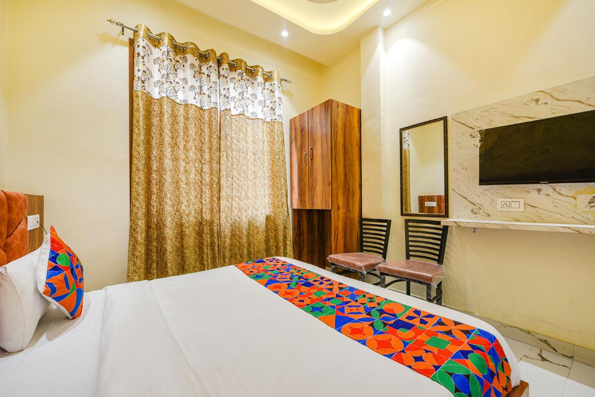 Fabhotel Dm Residency Αμριτσάρ Εξωτερικό φωτογραφία